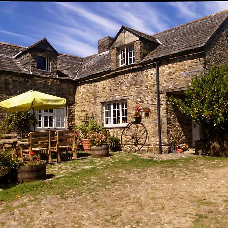 Old Newham Farm Camelford